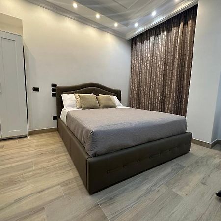 نابولي Le Chic Rooms المظهر الخارجي الصورة