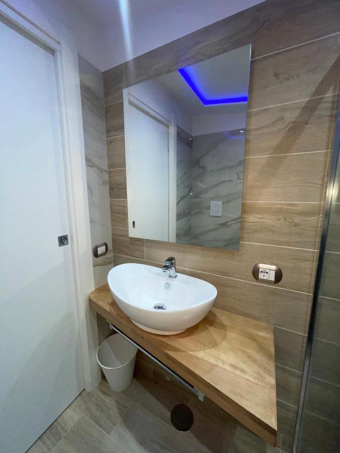 نابولي Le Chic Rooms المظهر الخارجي الصورة